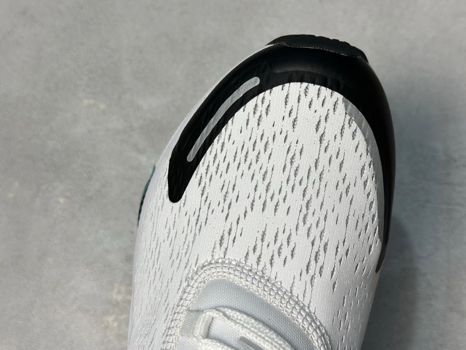 Nike Air Max 270 Sneakers – White, Black & Teal