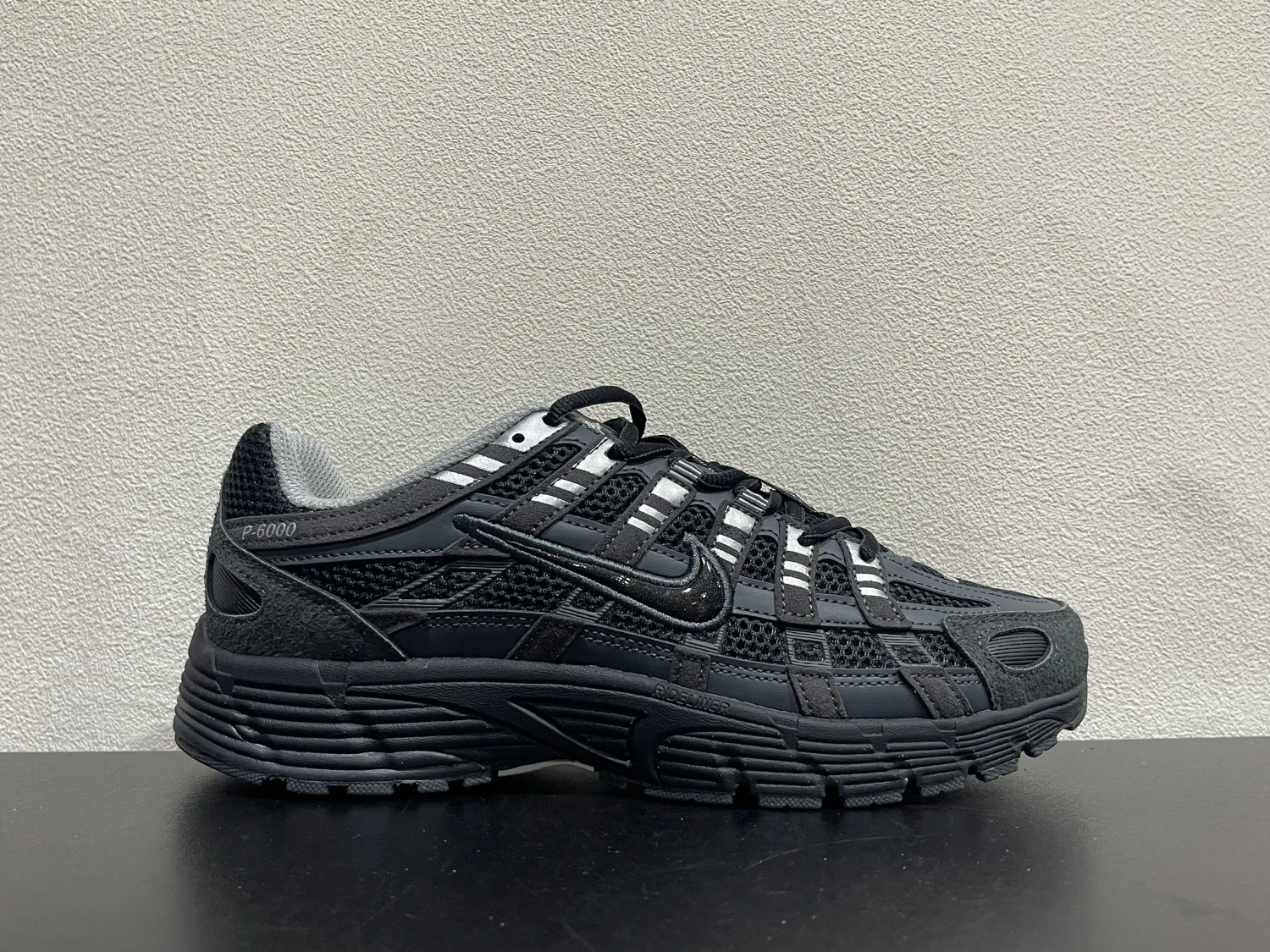 Nike Bomberman Series Sneakers – Black & Dark Grey