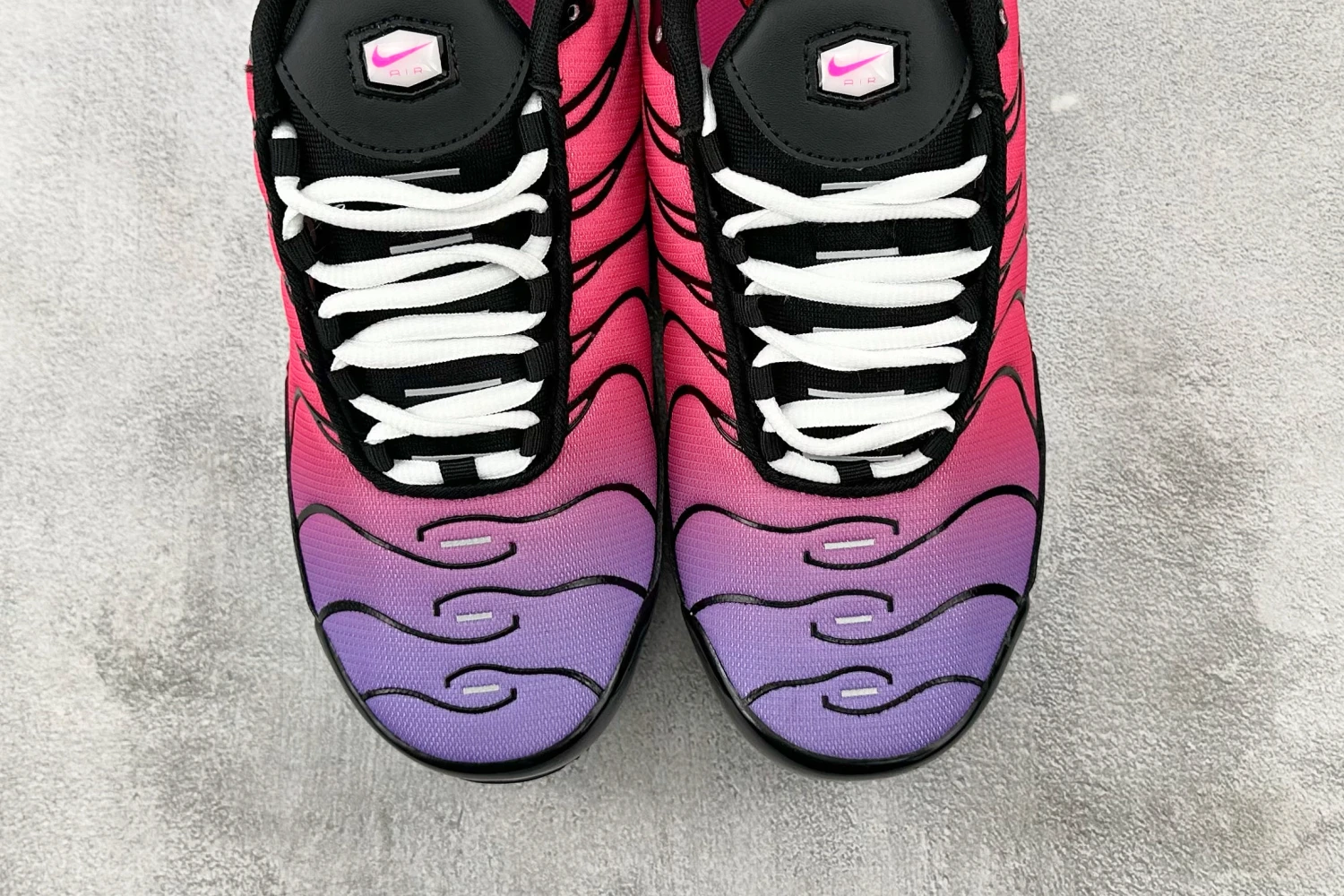 Nike Air Max Plus TN – Pink / Purple Gradient