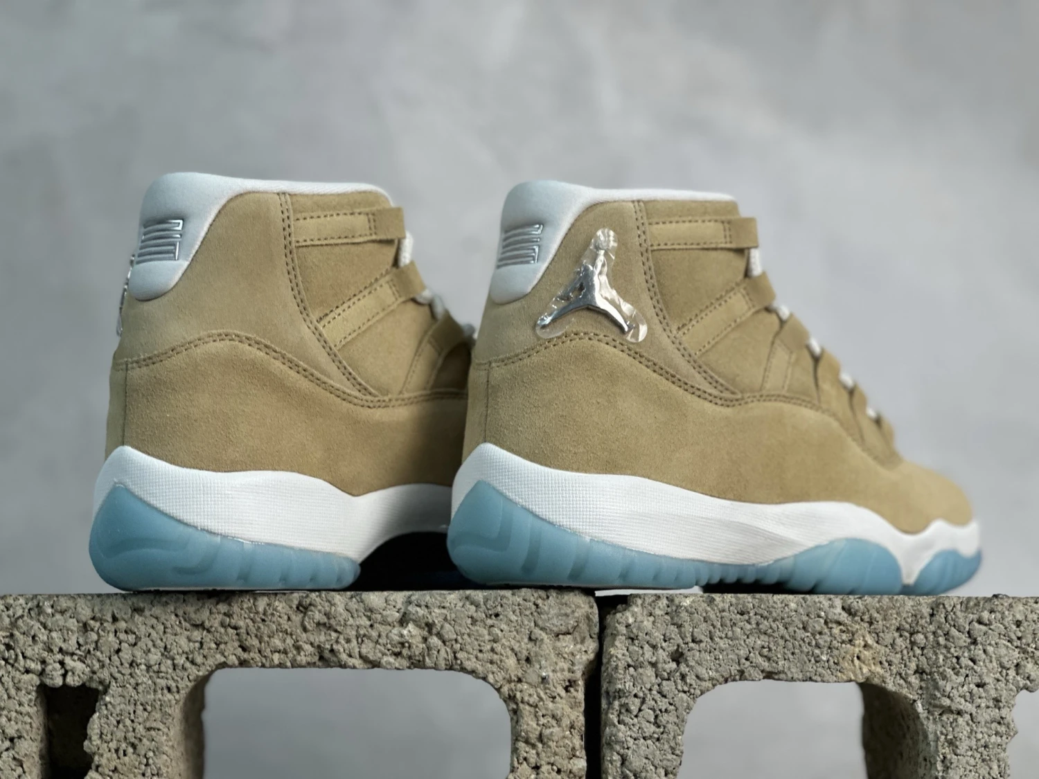 Air Jordan 11 Retro "Wheat" Kids Sneakers – Wheat Beige/White