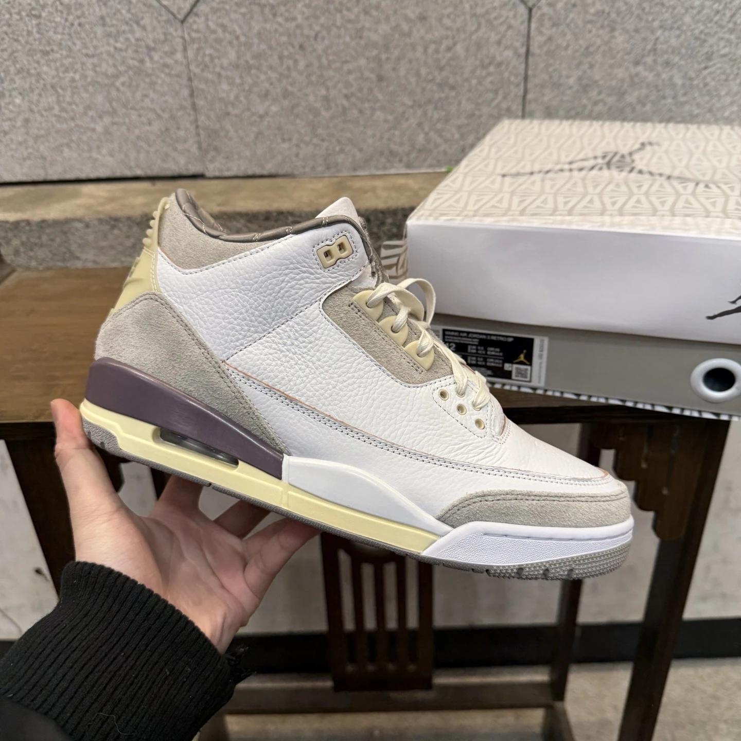 Air Jordan 3 Retro "White Linen" Sneakers – White/Linen