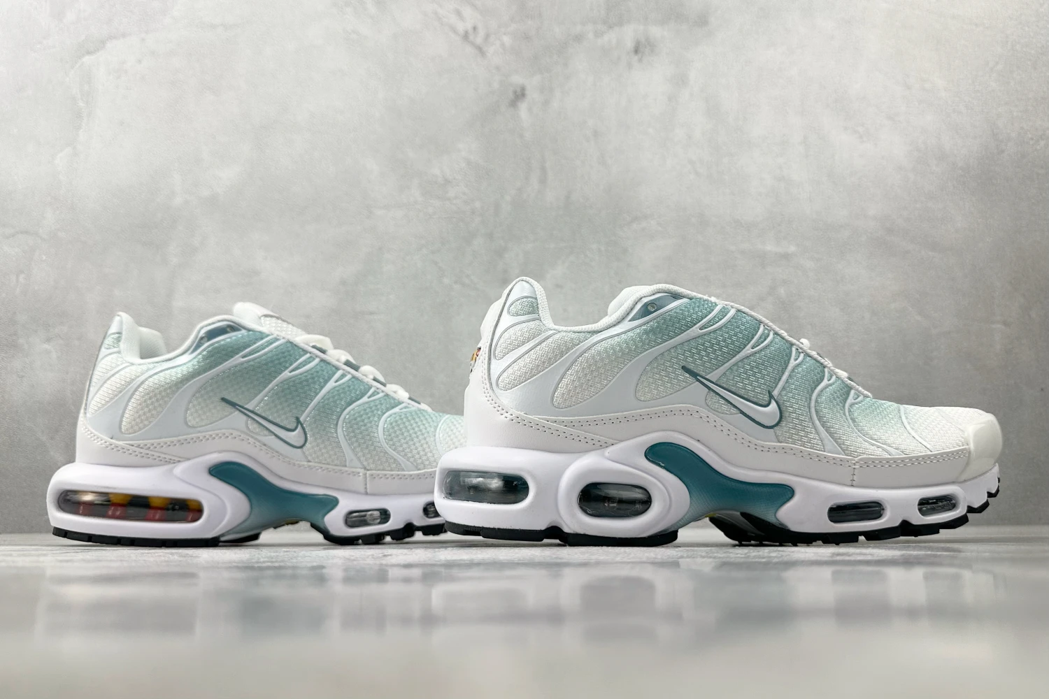 Nike Air Max Plus TN White Aqua Mist Sneakers