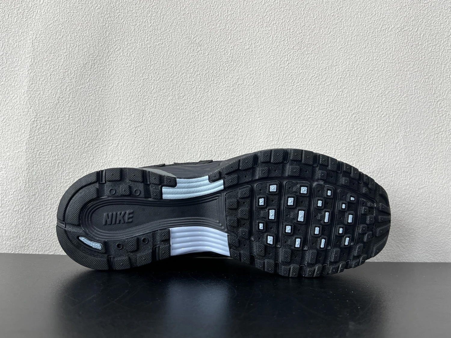 Nike P-6000 Grey Black Running Sneakers – Retro-Inspired Lifestyle Sports Shoes