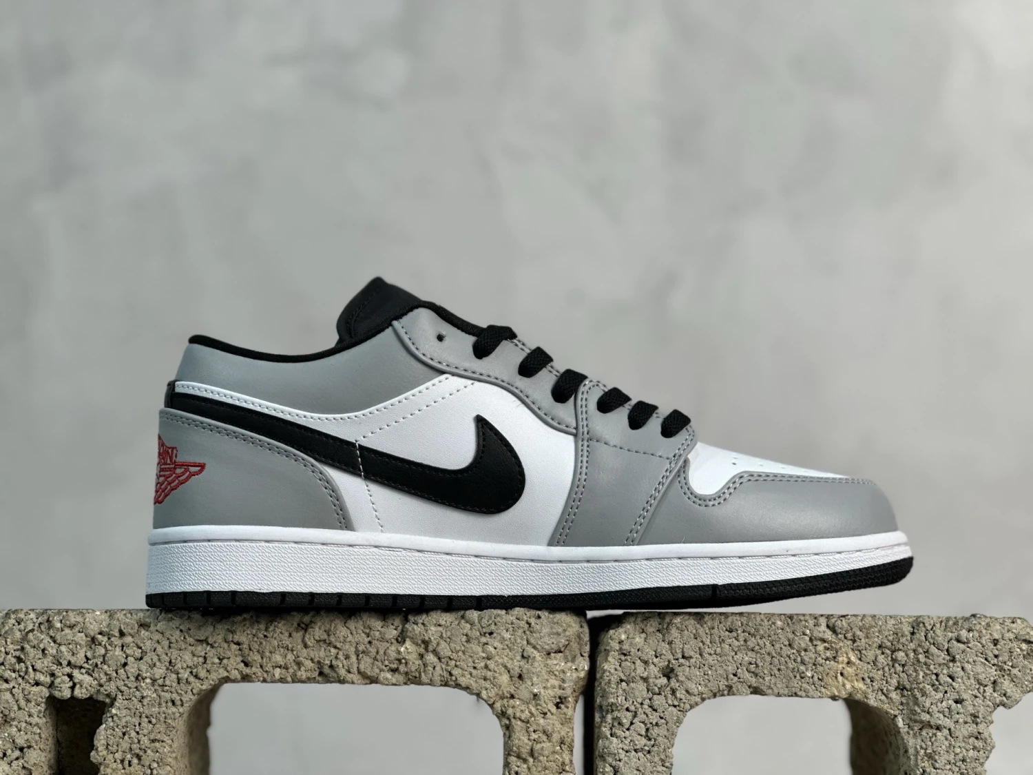 Air Jordan Low – Grey Black Red Edition