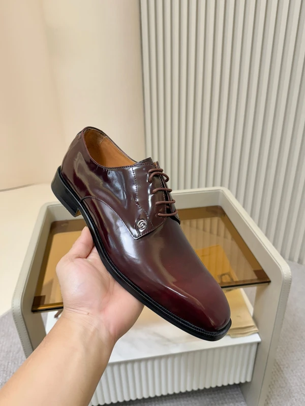 Classic Brown Gucci Men's Leather Derby Shoes