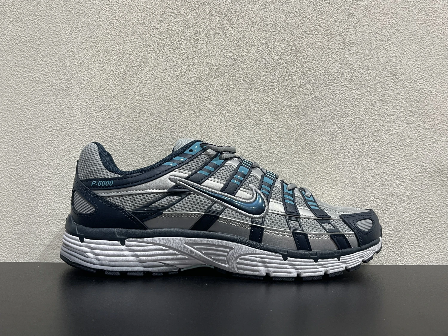 Nike Bomberman Series Sneakers – Silver Grey, Navy Blue & Aqua Blue