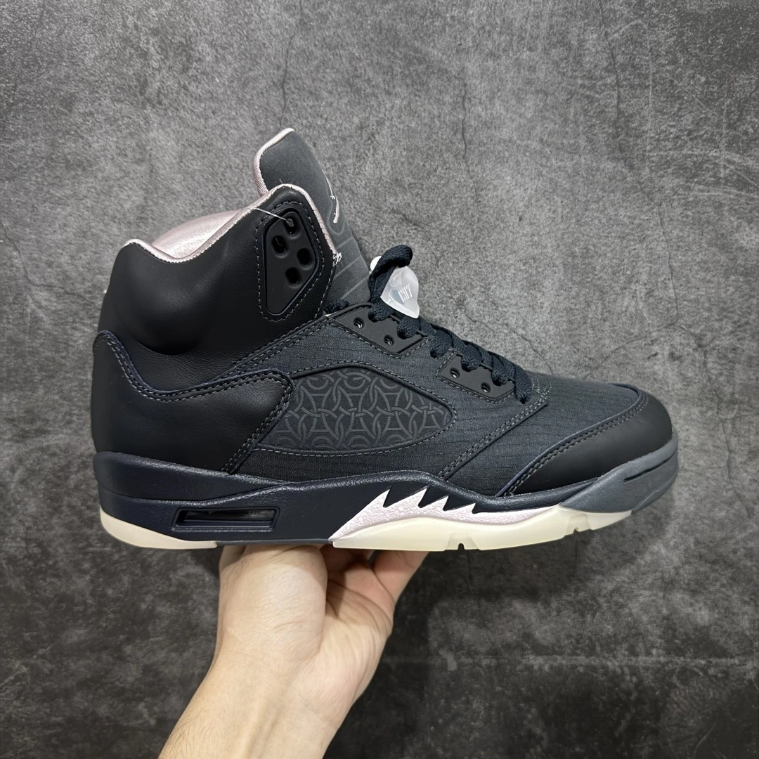 Air Jordan 5 Retro "Black Metallic" Sneakers – Black/Silverai