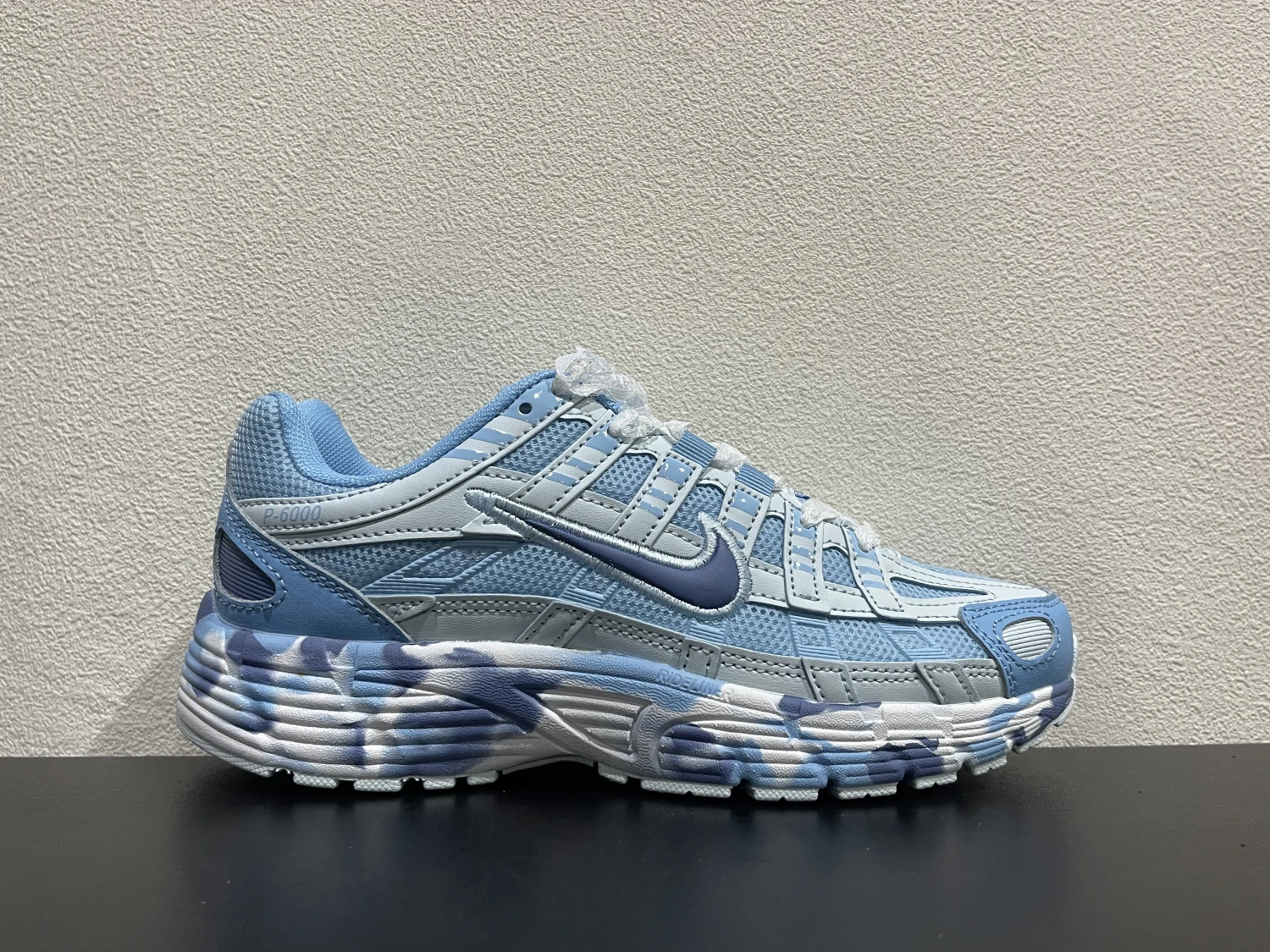 Nike Bomberman Series Sneakers – Sky Blue & Ice Grey