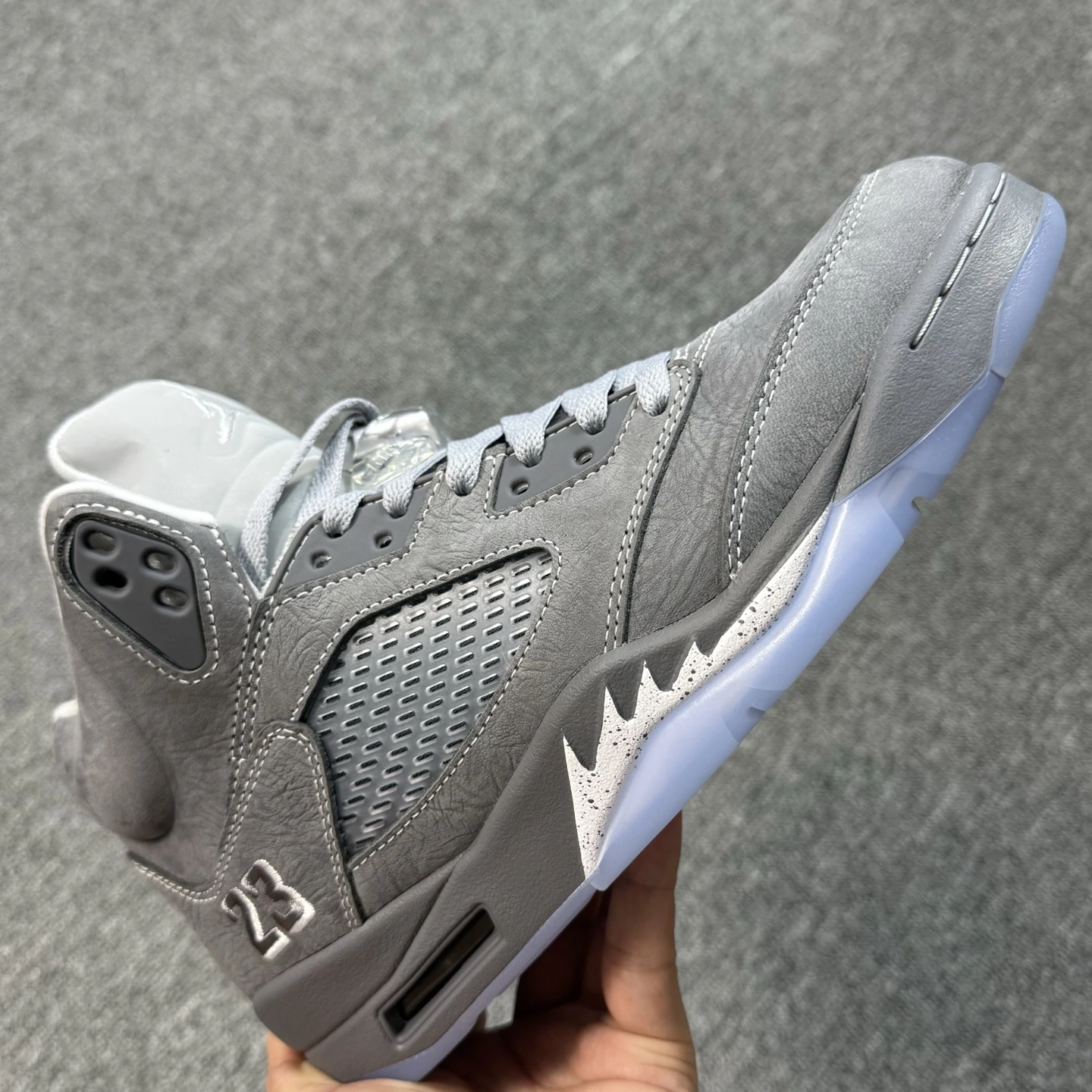 Air Jordan 5 Retro "Wolf Grey" Sneakers – Grey