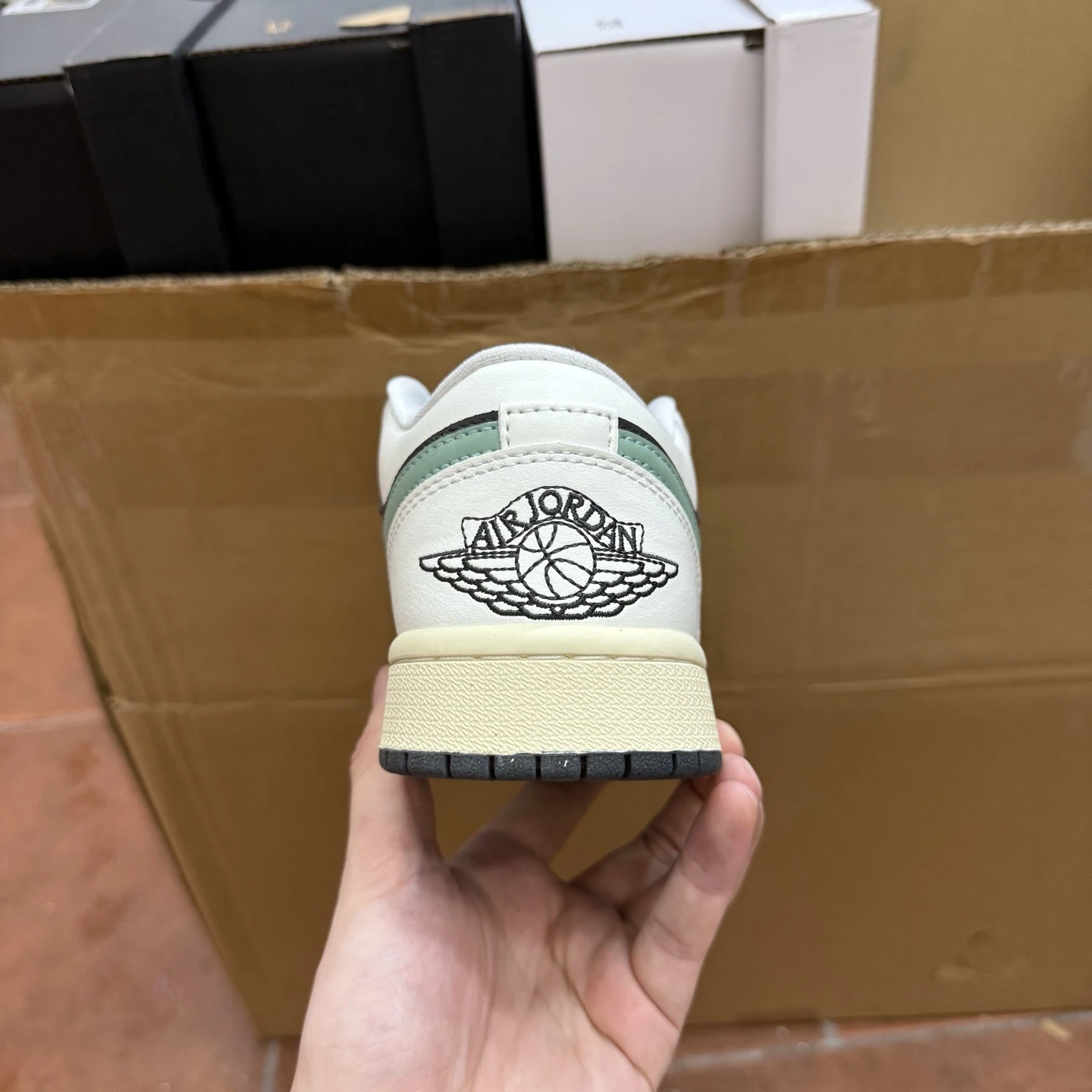 Air Jordan Low – Grey Orange Edition