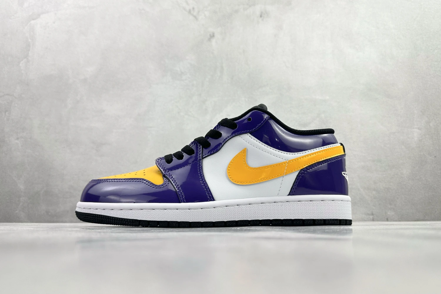 Jordan Purple & Gold Sneaker