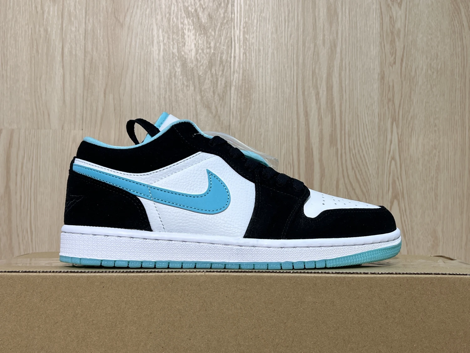 Air Jordan 1 Low Aqua Black & White Sneaker – Premium Streetwear Edition