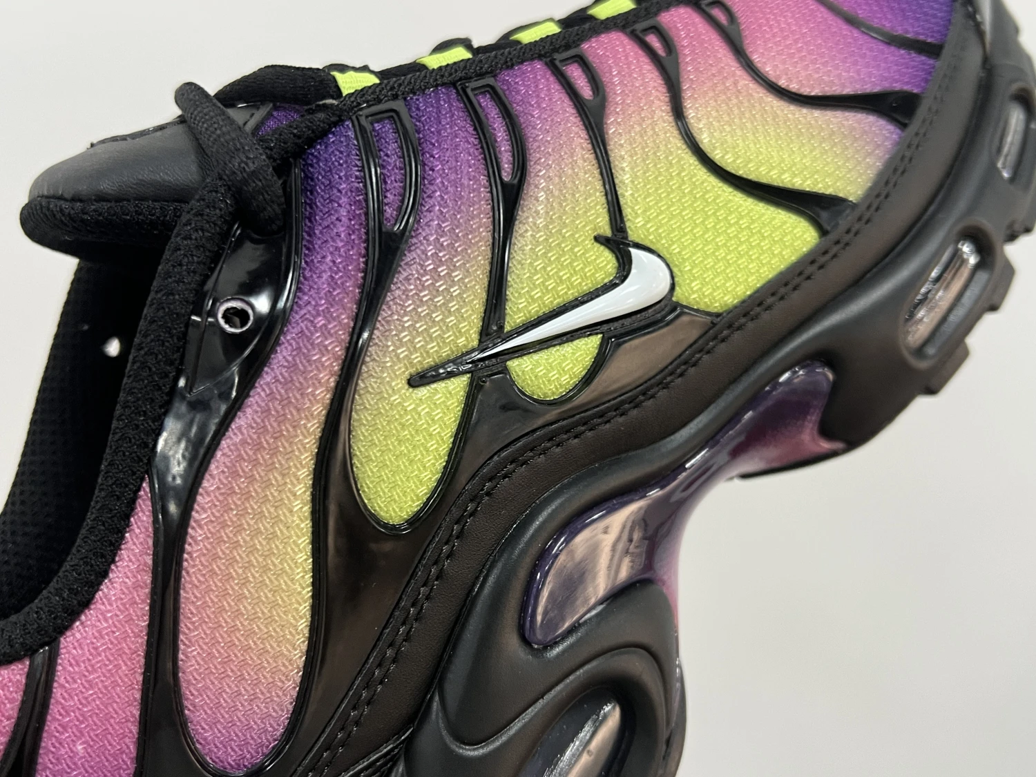 Nike Air Max Plus TN – Purple, Pink & Volt Green Gradient