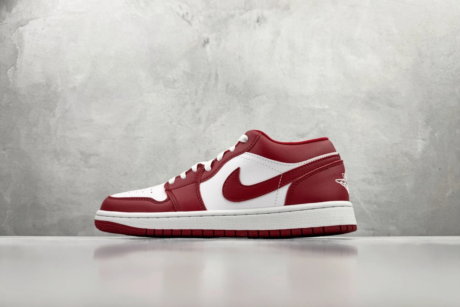 Air Jordan Low White Red