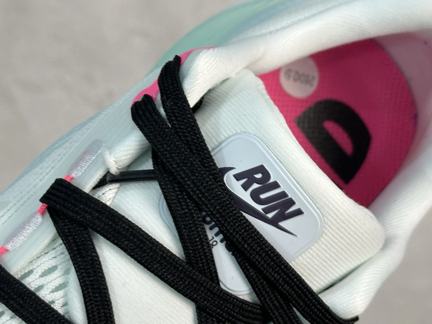 Nike Air Max Road Runner – White, Black & Hyper Pink
