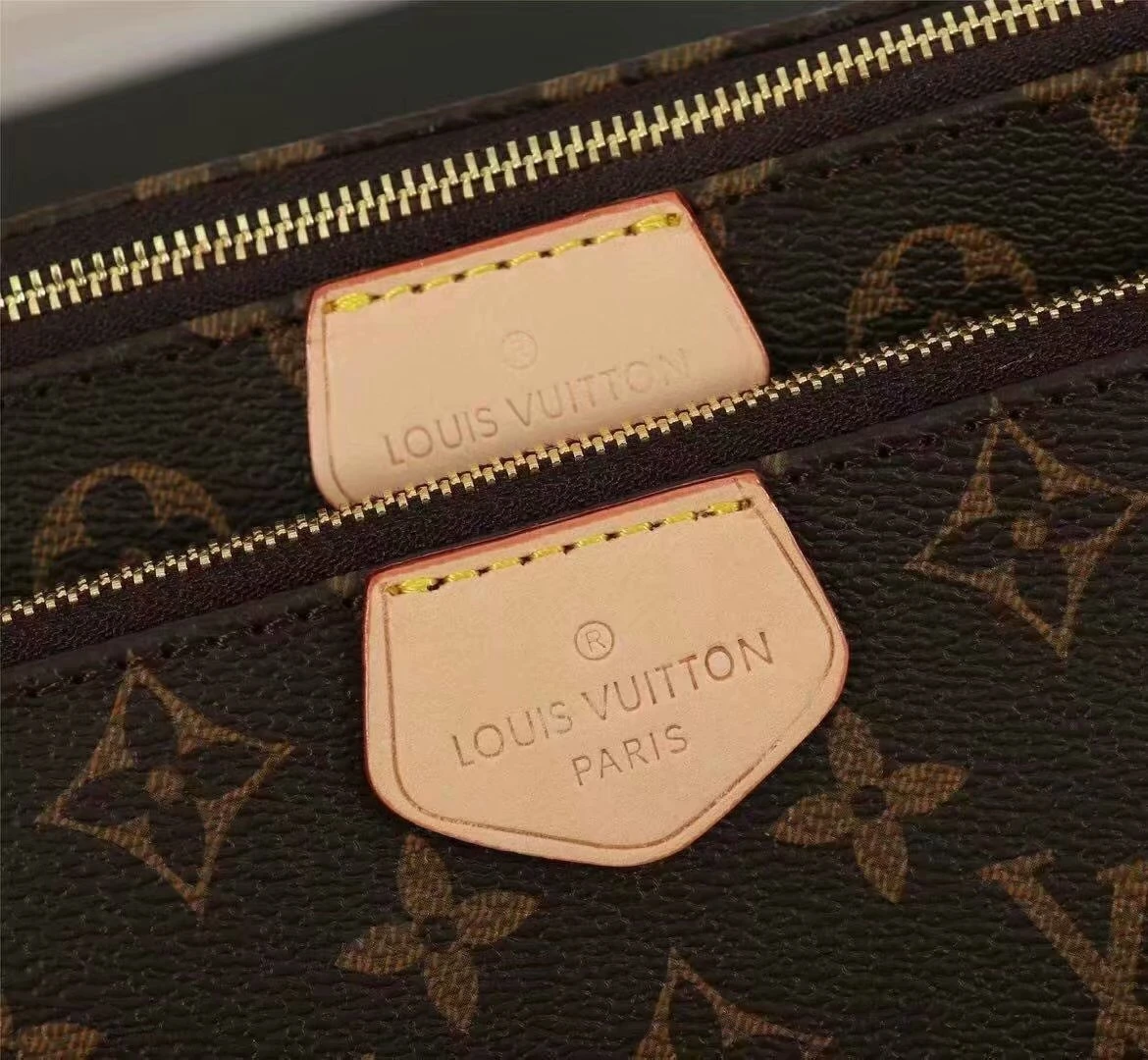 Louis Vuitton Multi Pochette Accessoires in Classic Monogram Canvas with Rose Clair Pink Strap