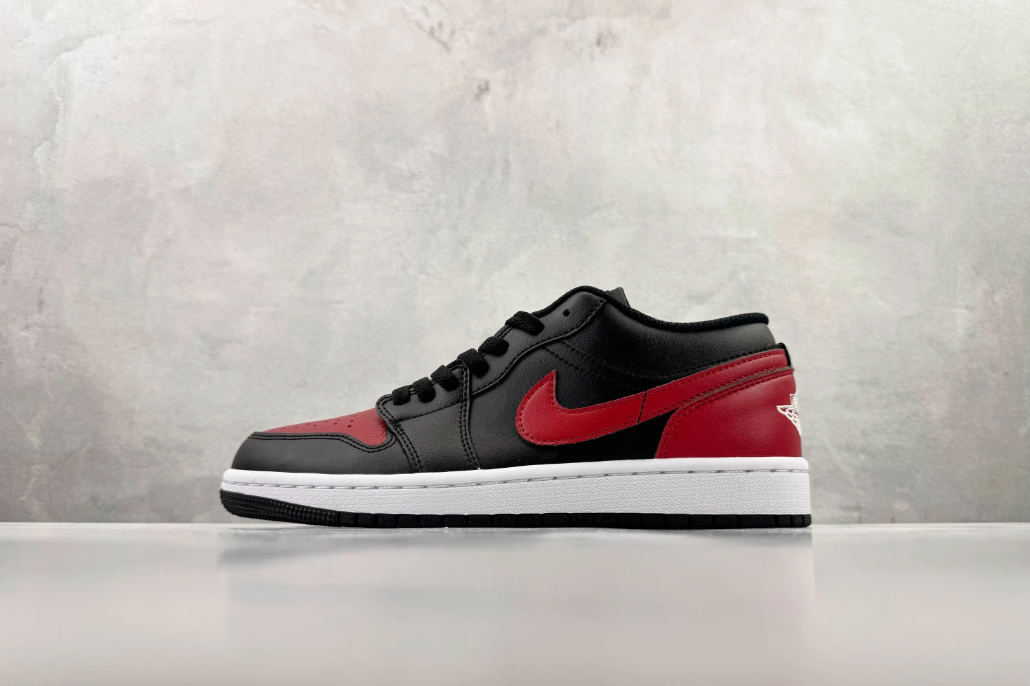 Air Jordan Low Bred