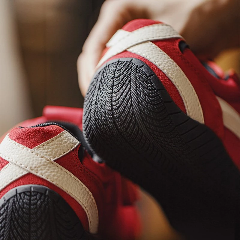 Vintage Red Patchwork Racing Sneakers for Women – Breathable Low-Top Trainers