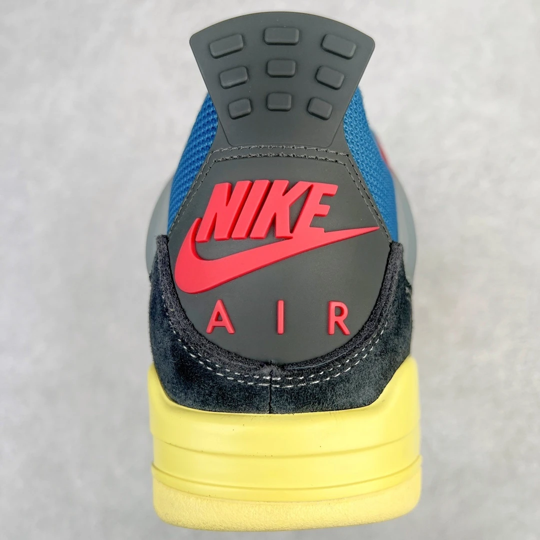 Air Jordan 4 Retro Union Off Noir