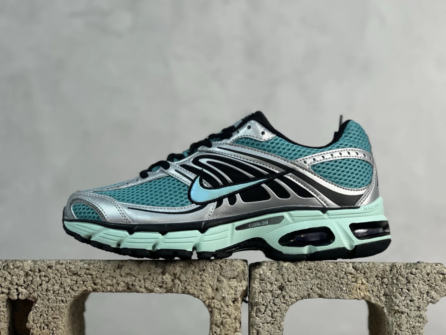 Nike Air Max Moto 2K – Aqua Blue, Metallic Silver & Black