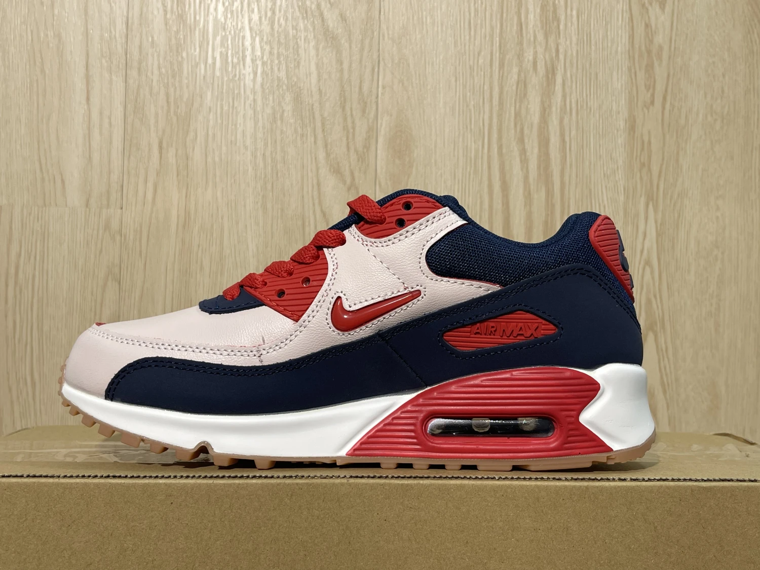 Nike Air Max 90 Navy Red White Sneakers – Classic Retro Lifestyle Running Shoes