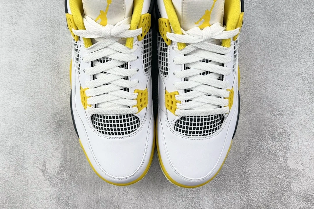 Air Jordan 4 Retro – White & Yellow Sneakers