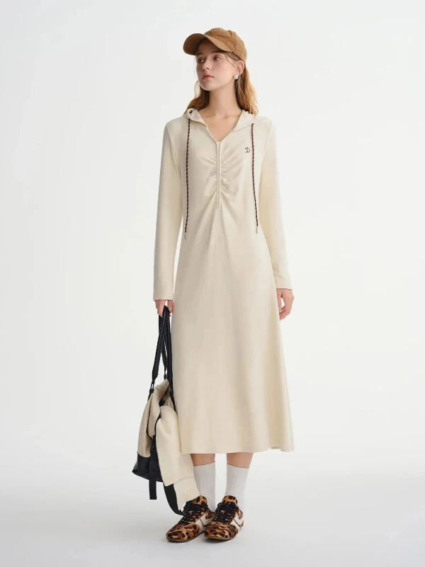 Plus-Size Women's Winter Hooded Pleated Waist Dress – Casual & Flattering