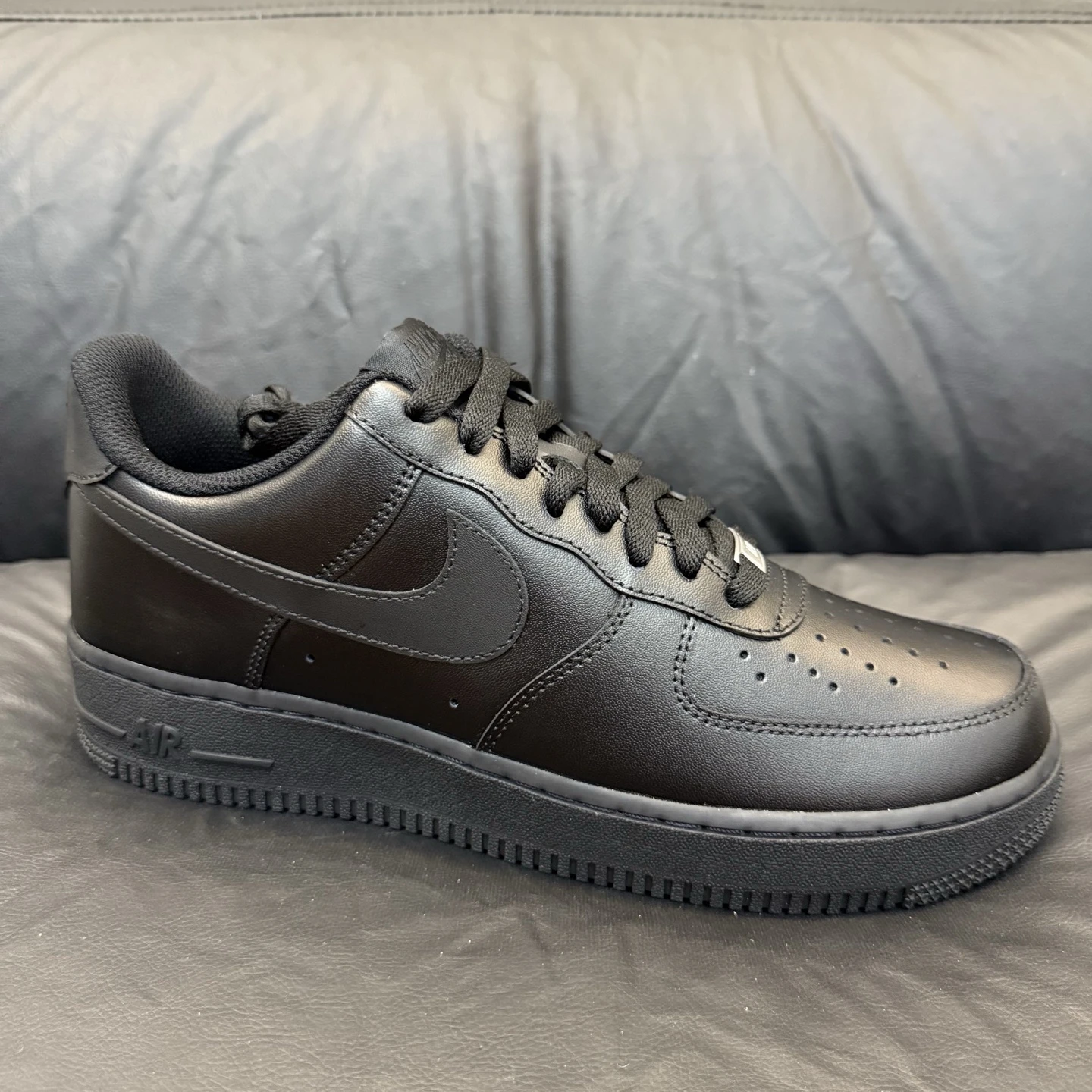 Nike Air Force 1 Low – Triple Black