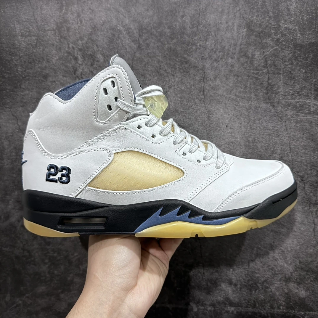 Air Jordan 5 Retro "Sail Gold" Sneakers – White/Sail/Gold/Black