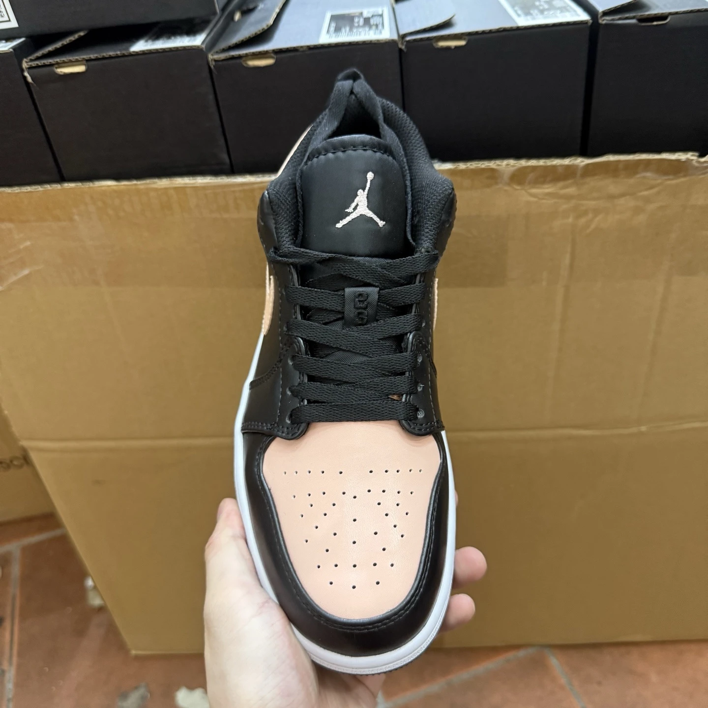 Air Jordan Low – Peach Blossom Edition