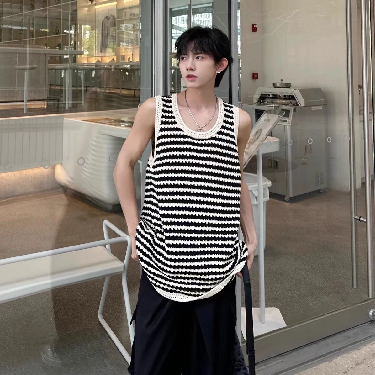 Men's Casual Vest Tank Top - Soft & Comfortable Sleeveless Top