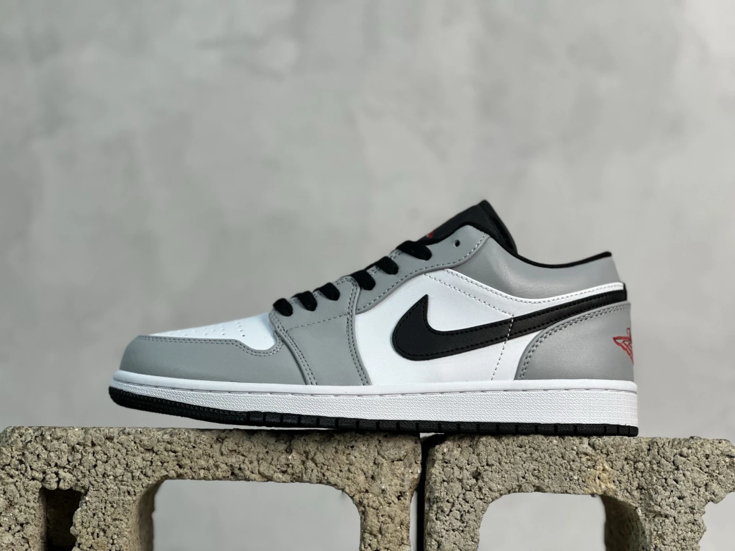 Air Jordan Low – Grey Black Red Edition