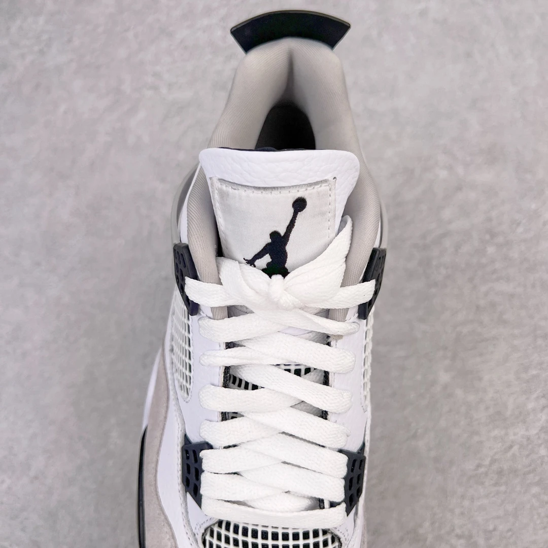 Air Jordan 4 Retro White Grey