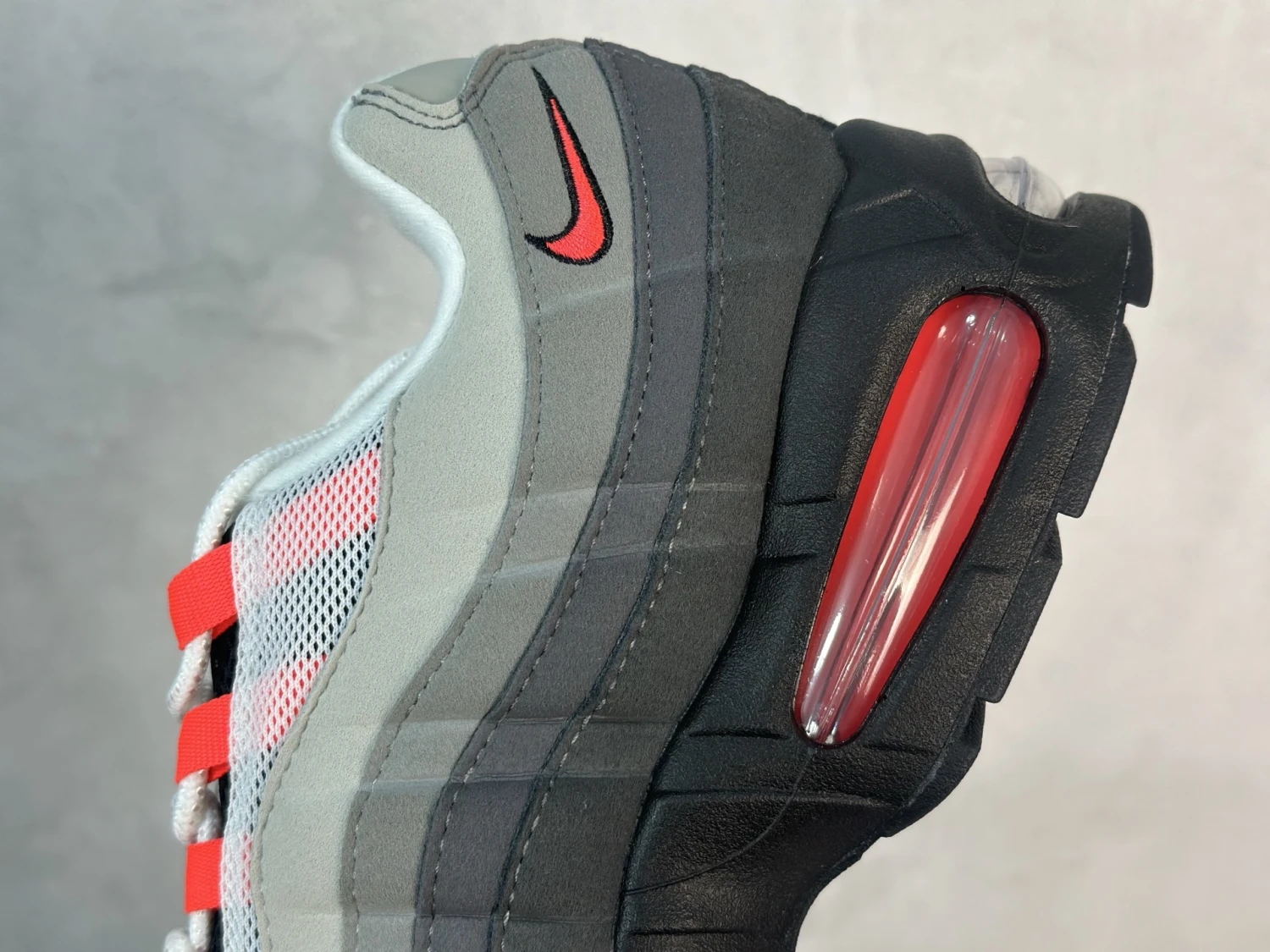 Nike Air Max 95 Sneakers – White, Grey, Black & Bright Crimson