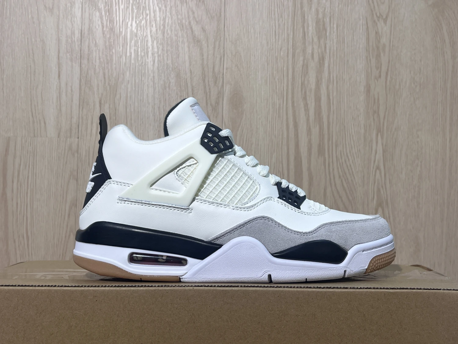 Air Jordan 4 Retro Sail & Navy Sneaker – Premium Leather Lifestyle Shoe