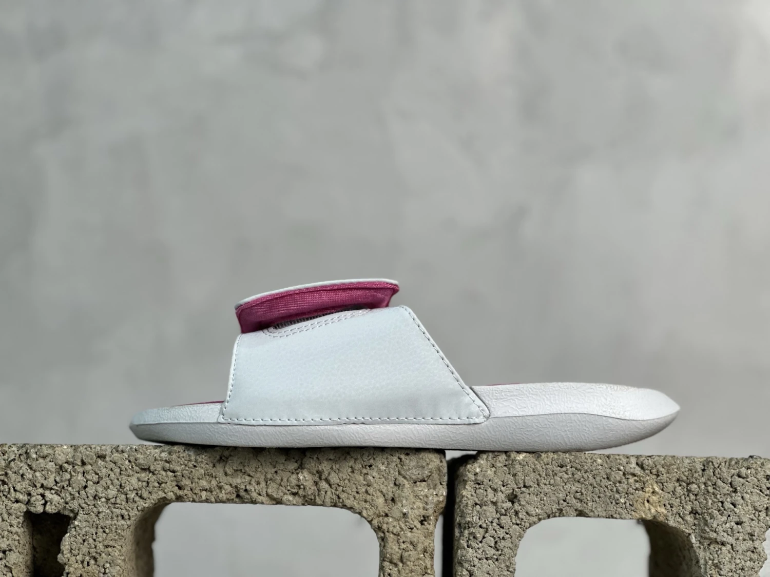 Jordan Jumpman Slide "White & Pink" Comfort Slides
