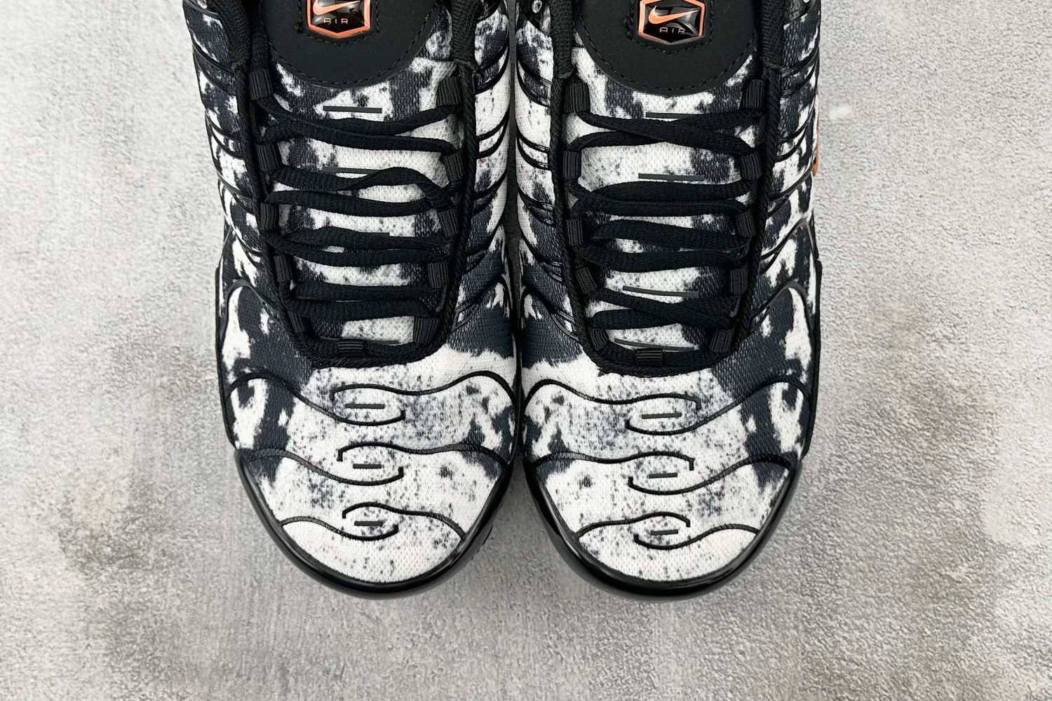 Nike Air Max Plus TN – Black / White Marble
