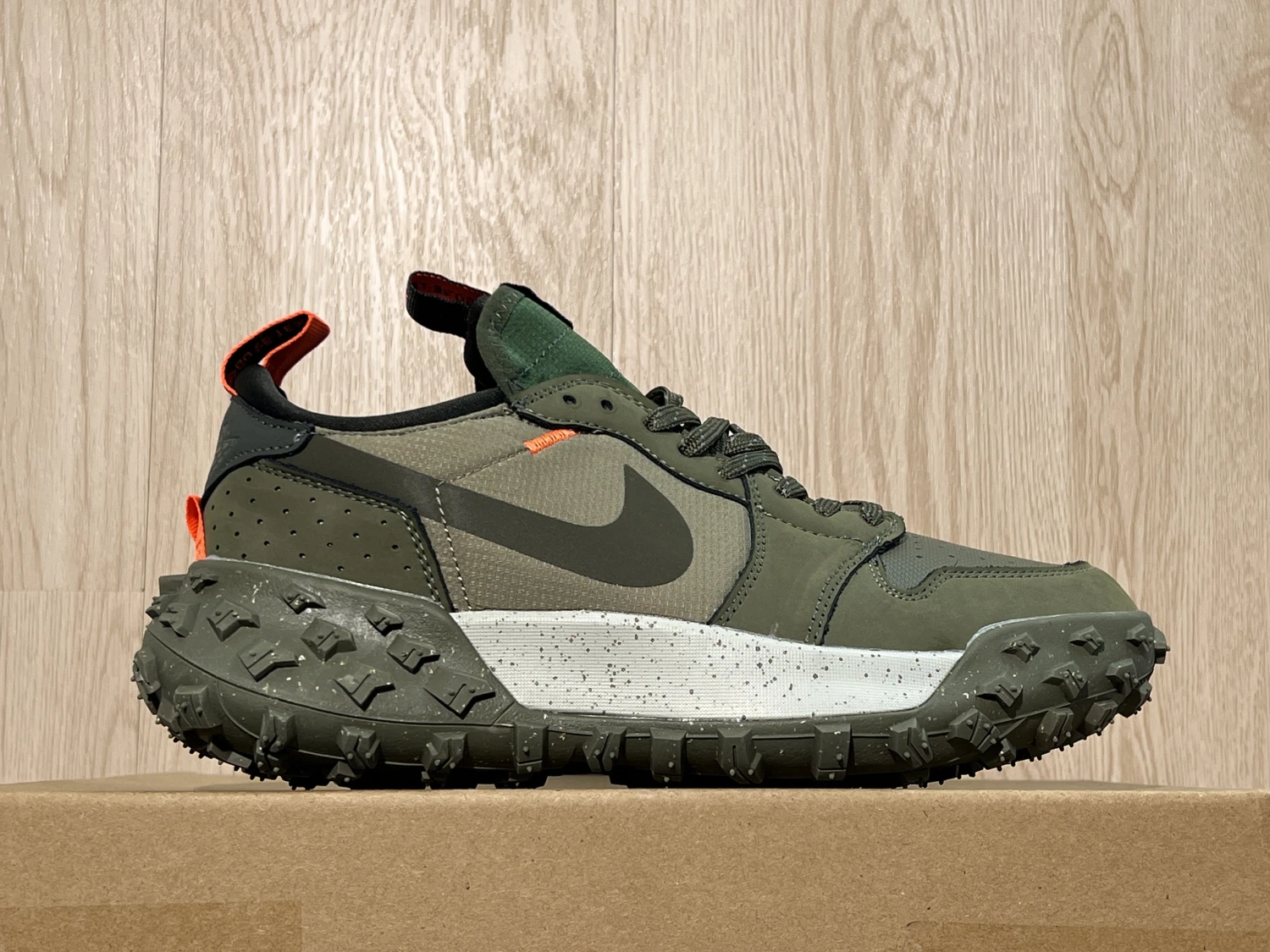Nike Air Gore-Tex Olive Green Trail Sneaker – Waterproof Outdoor Edition