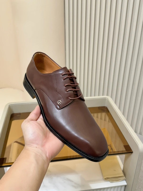 Classic Brown Gucci Men's Leather Derby Shoes