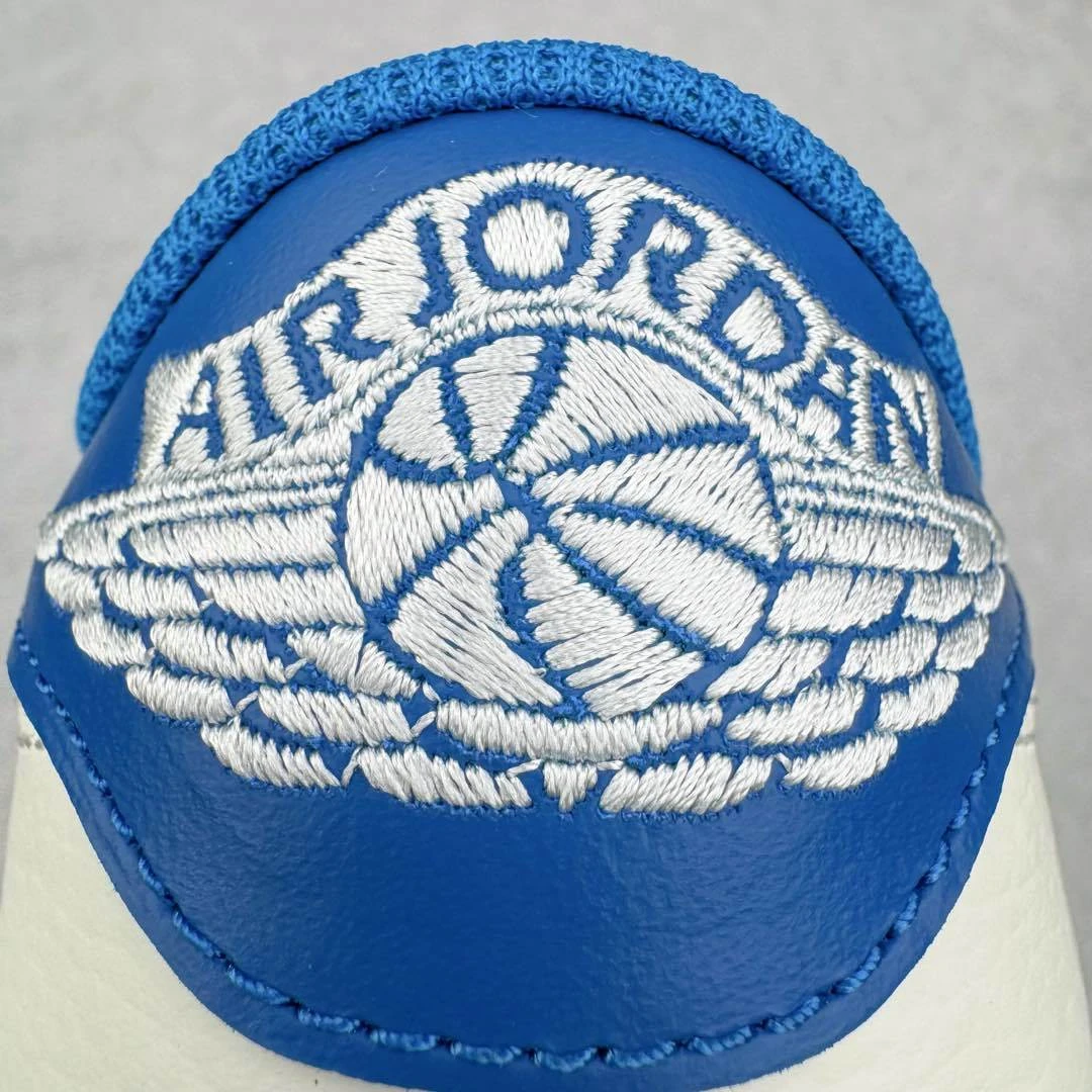 Travis Scott x Air Jordan 1 Low Sneakers – Sail White Blue