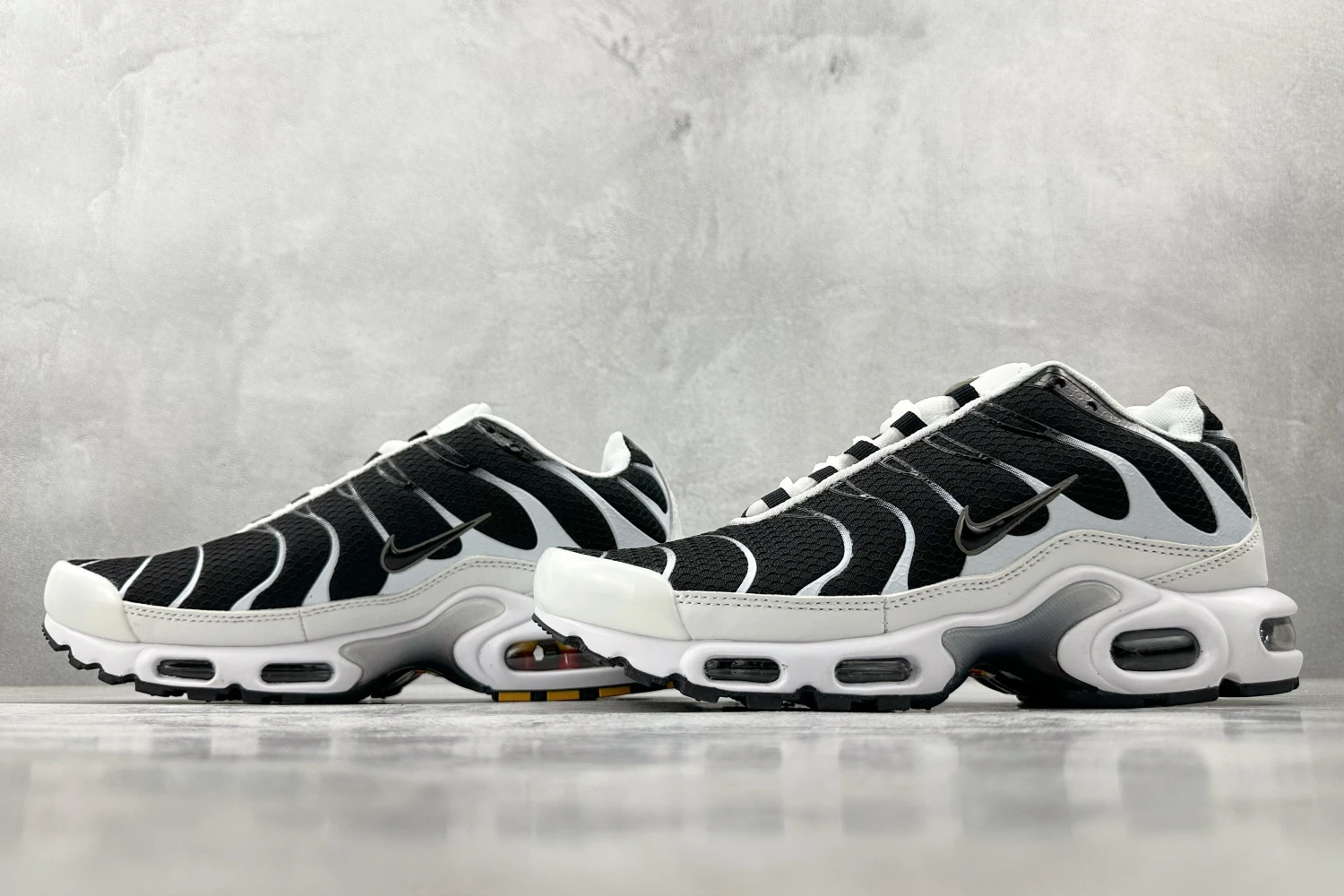 Nike Air Max Plus TN Black White Monochrome Sneakers