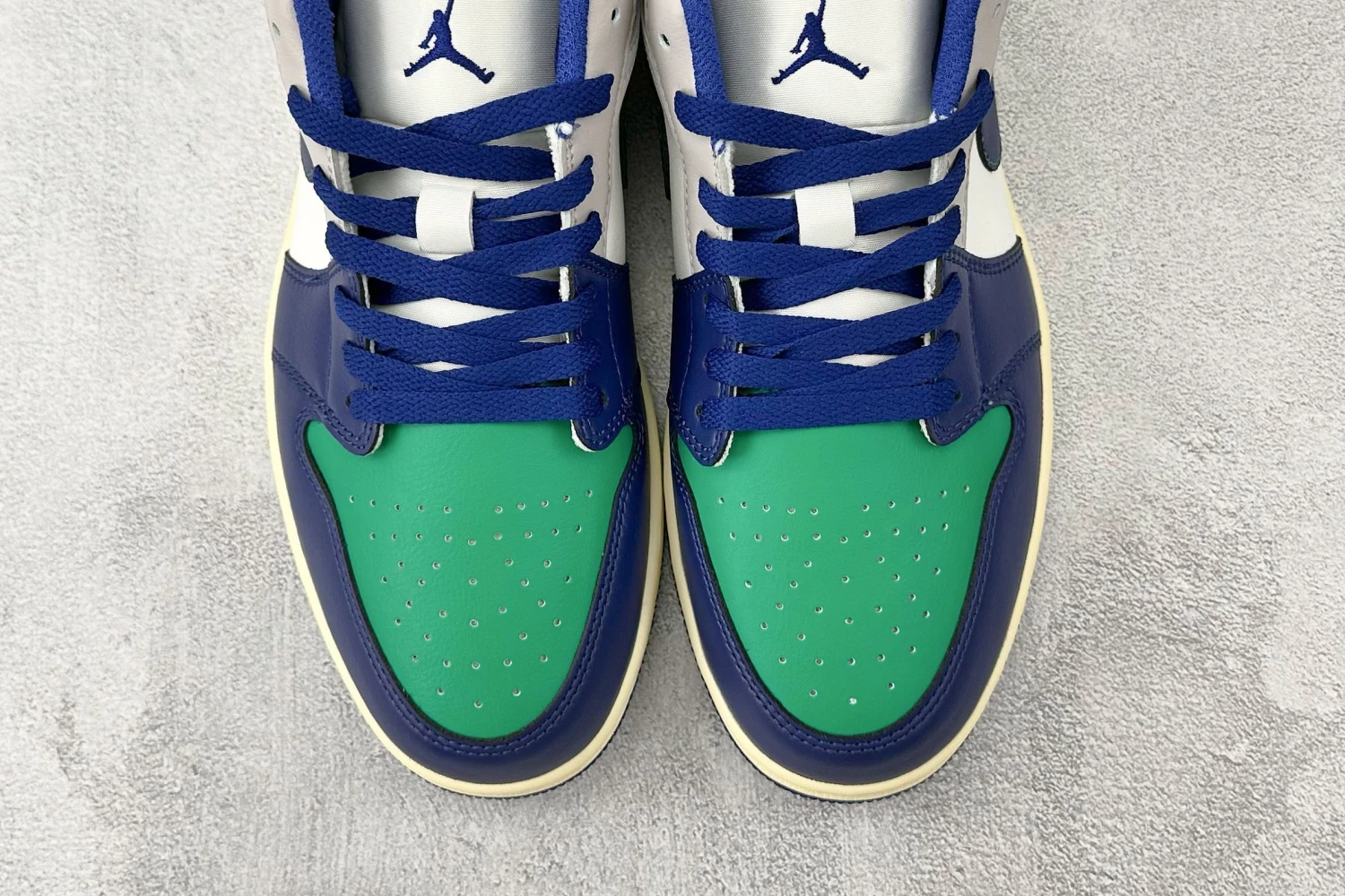Air Jordan Low Green Blue