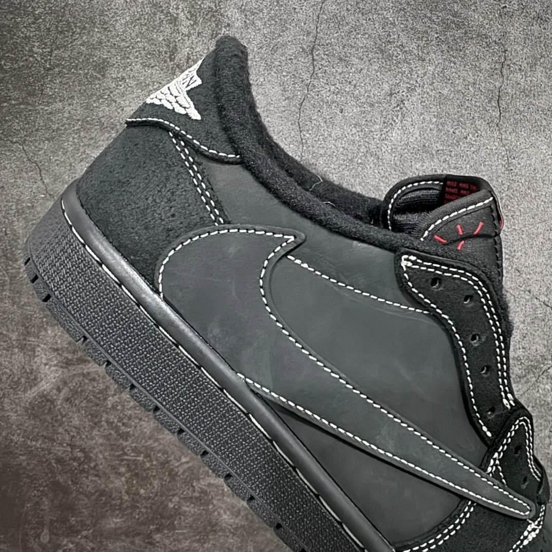 Nike Air Triple Black