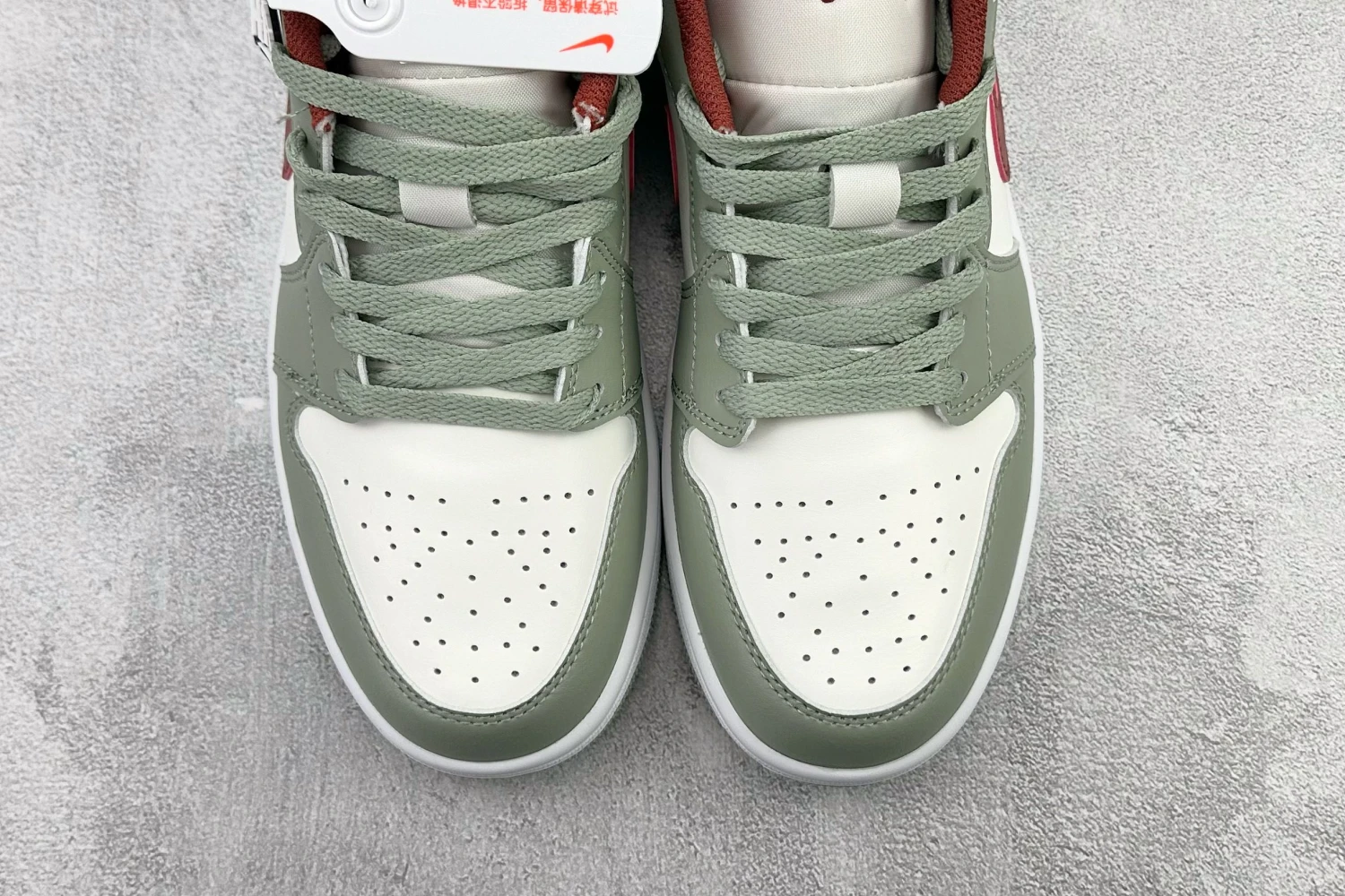 Jordan Low Sneaker – Sage Green & Burgundy