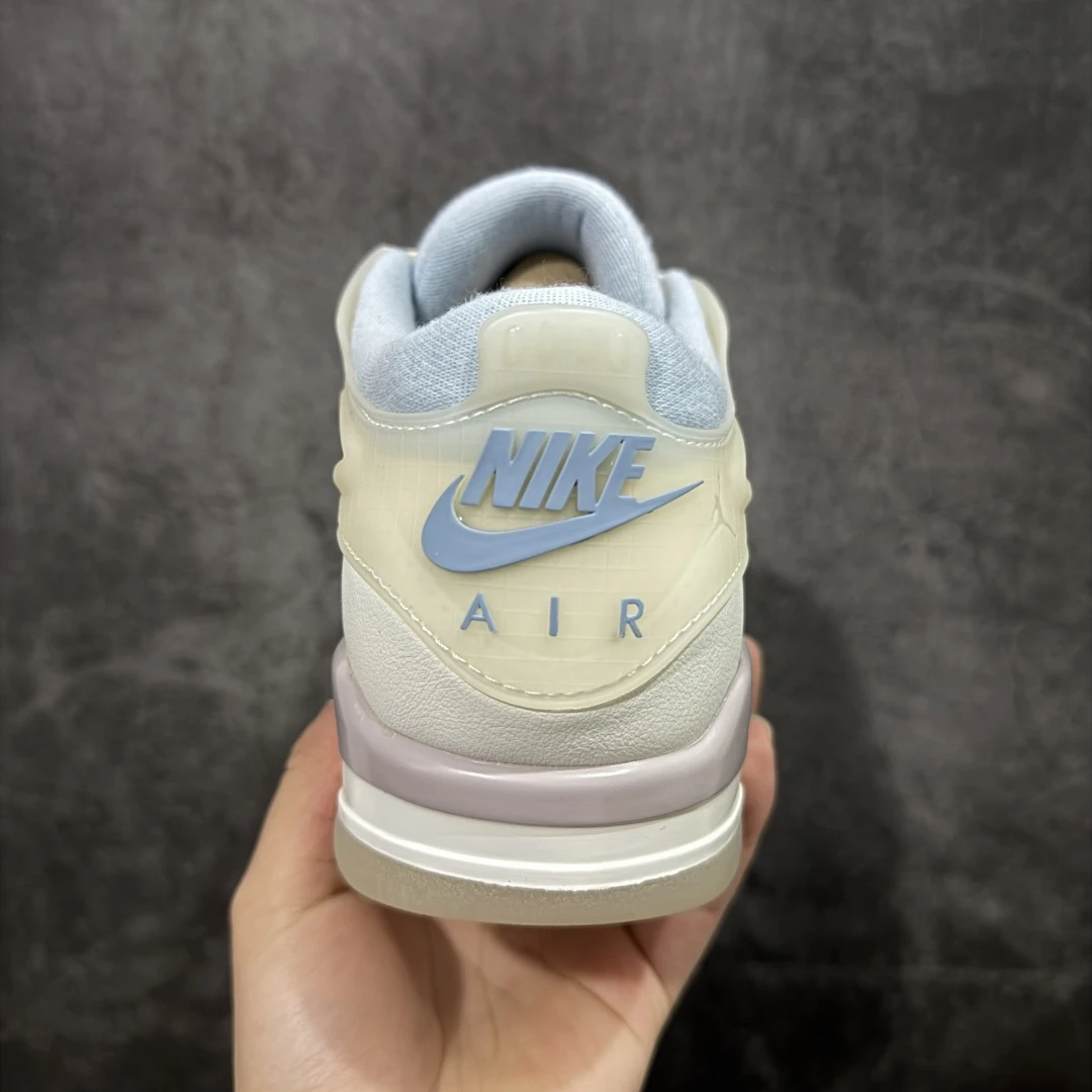 Air Jordan 4 Retro Sail – Sail & University Blue