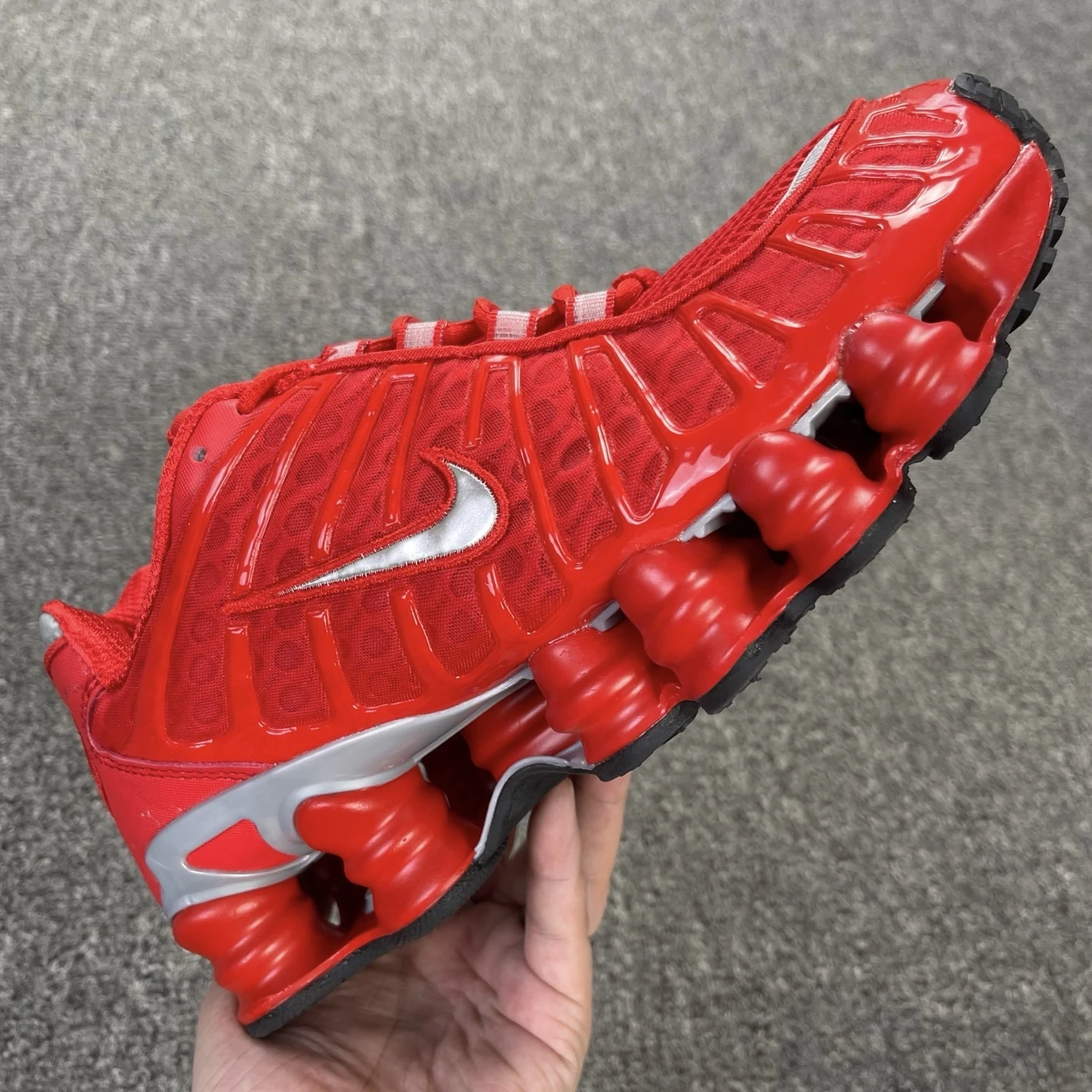 Nike Shox TL – Crimson Red & Metallic Silver