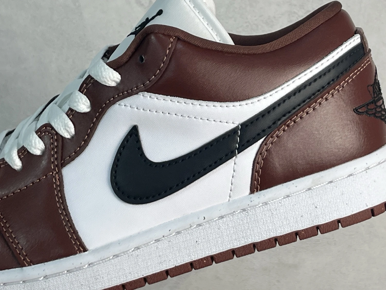 Air Jordan 1 Low – White & Brown Classic Lifestyle Sneakers