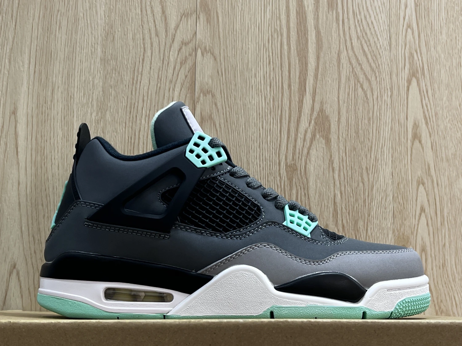 Air Jordan 4 Retro Dark Grey Mint Basketball Sneaker