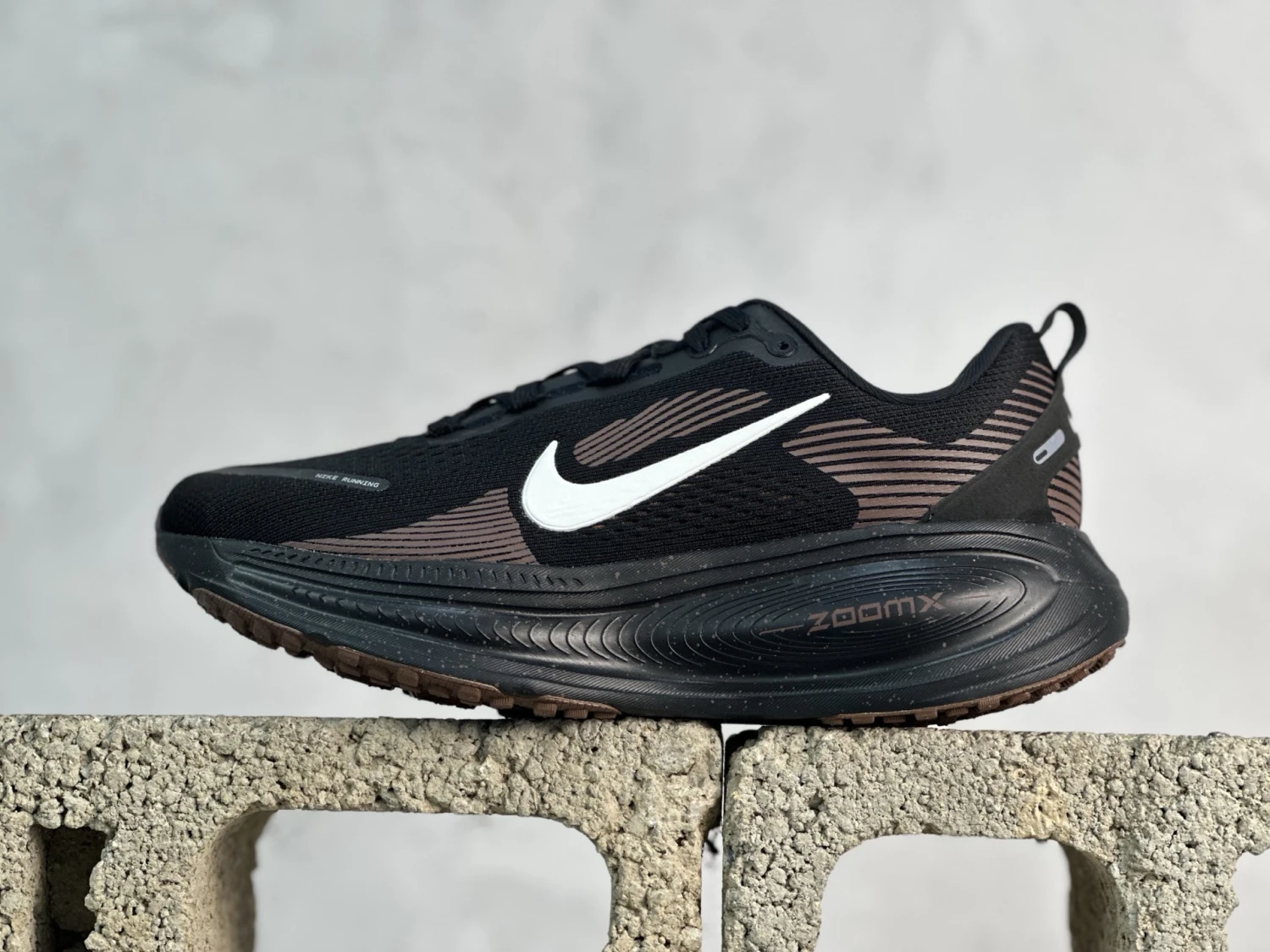 Nike Vomero 18 Road Running Shoes – Triple Black