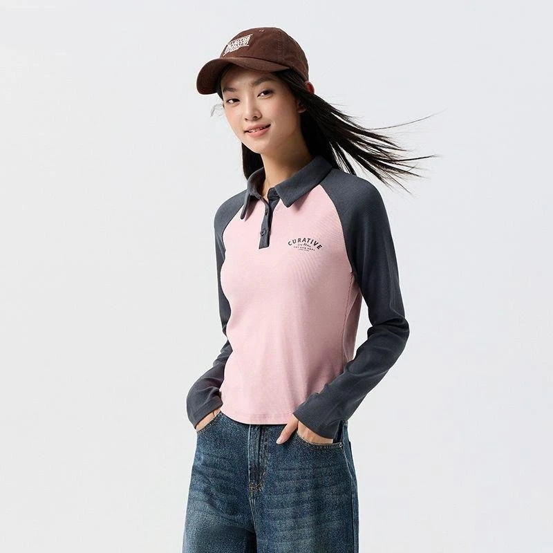 Color-Blocked Raglan Polo Shirt for Women - Slim Fit Letter-Printed Top